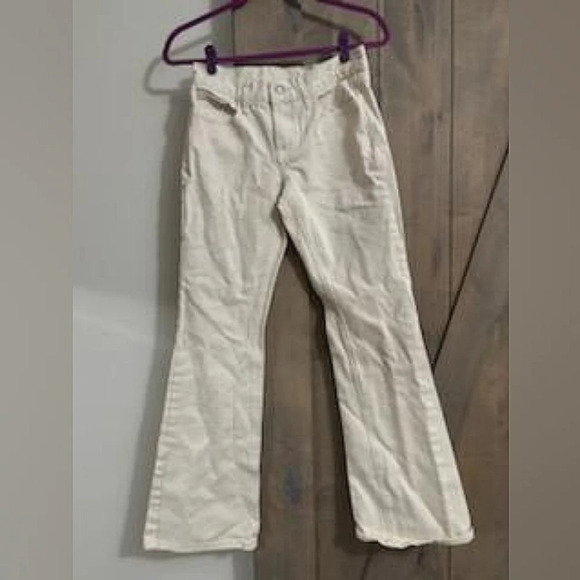 Brandy Melville J. Galt Brielle Bootcut Low Rise Jeans. Cream. Size small - Picture 4 of 10